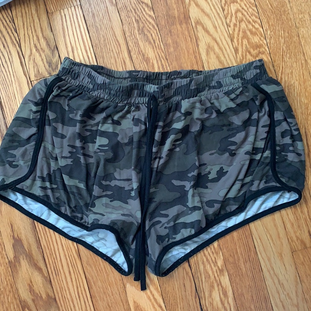 camo shorts